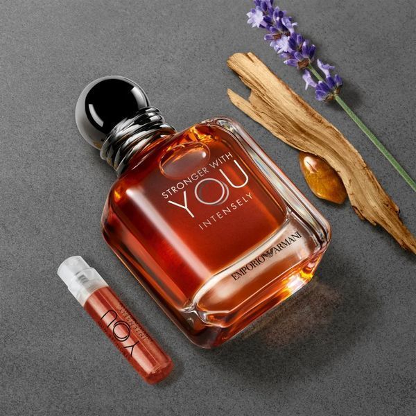 Парфумована чоловіча вода Giorgio Armani Stronger With You Intensely 100 мл 3480 фото